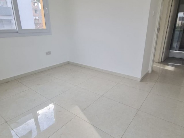 Flat To Rent in Küçük Kaymaklı, Nicosia