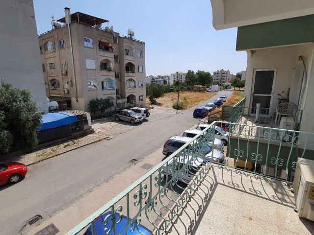 Whether you live in it or rent it or use it as an office... 3+1 flat in a VERY GOOD location in Taşkınköy...