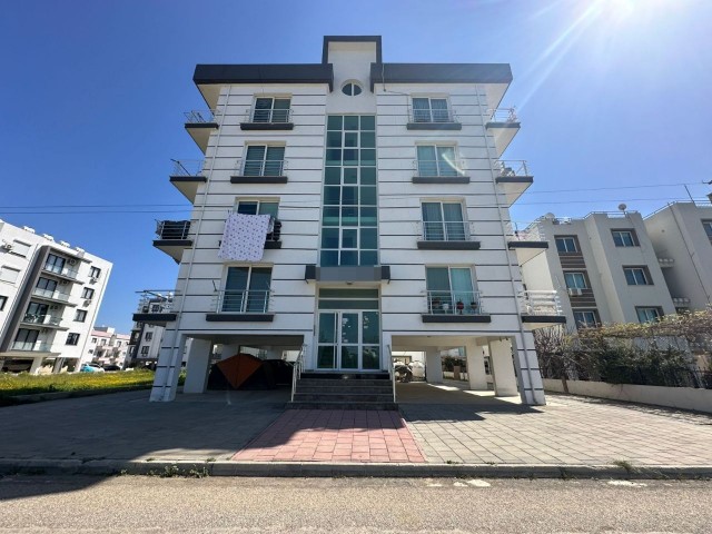 90 m² große, mieterbereite 2+1-Wohnung zum Verkauf in Küçükkaymaklı, Nikosia