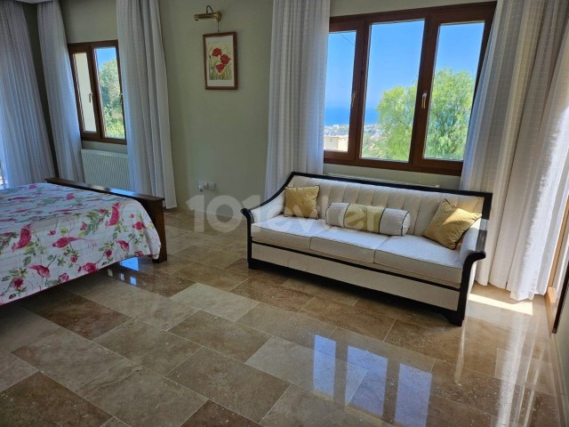 Villa for Sale on 5 Acres with Uninterrupted View at the Foothills of the Mountain in Karşıyaka, Kyrenia