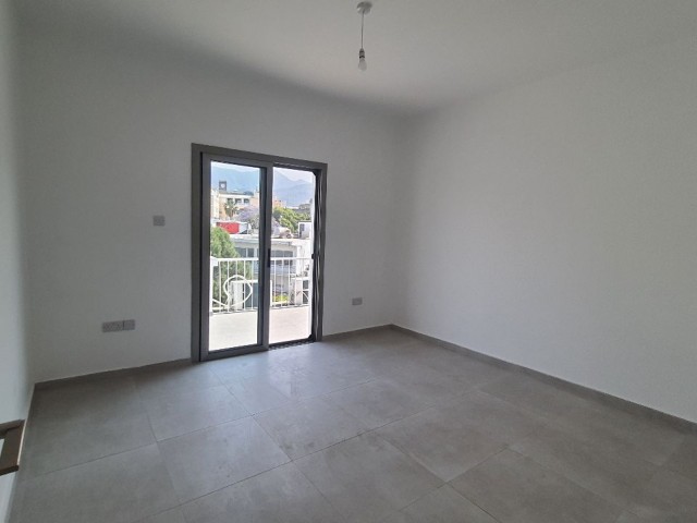 UNFURNISHED 1+1 OFFICE in the center of Kyrenia, 100m2 in size...