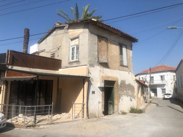 Zu verkaufen 3+1 Freistehendes Haus mit großem Garten in Nicosia Walled City 