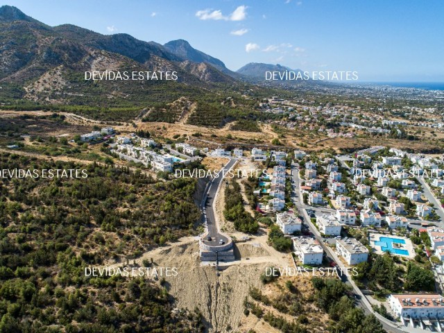 610 m2 - 1200 m2 Grundstücke zum Verkauf in Kyrenia Chatalköy / Panorama-Landschaft ** 