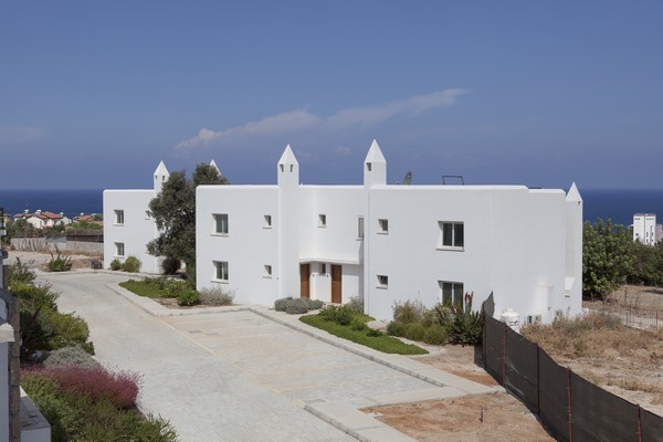 3+1 Villa for Sale in Kyrenia Karsiyaka | With Mountain and Sea Views ** 