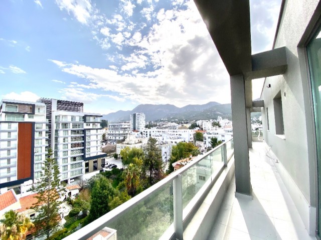 Girne Merkez’de 2+1 Satılık Penthouse | 220 m2 | Deniz Manzarası