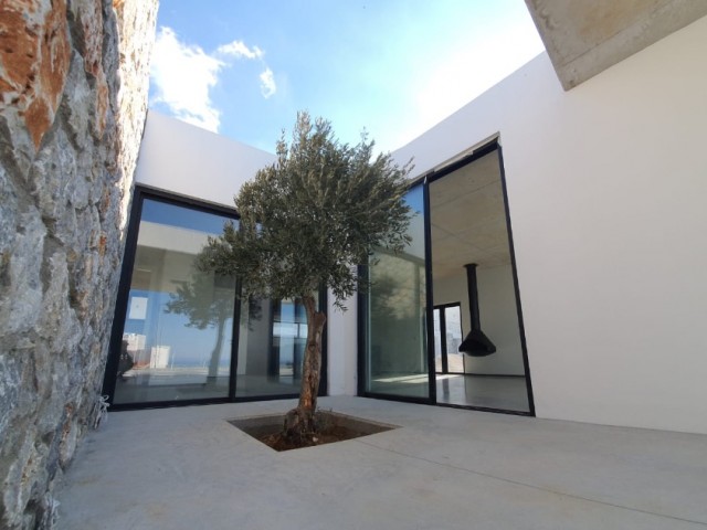 3+1 Villa in Kyrenia / perfekte Balance von Luxus und Natur ** 