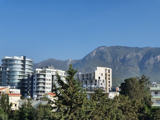 Flat To Rent in Girne Merkez, Kyrenia