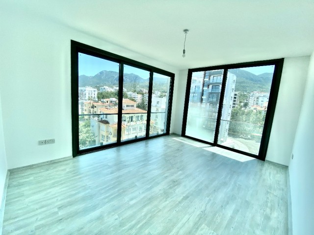 Girne Merkez’de 3+1 Satılık Penthouse | 262 m2 | Yüksek Kira Getirisi