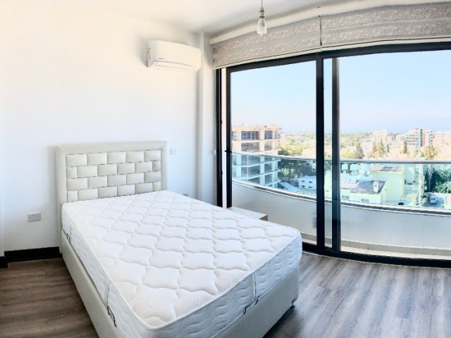 Girne Merkez’de 2+1 Satılık Penthouse | Modern | Geniş Teras