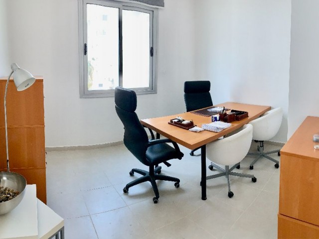 Рабочее место Продается in Girne Merkez, Кирения