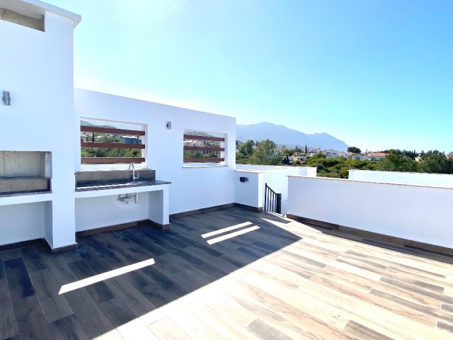 Flat For Sale in Alsancak, Kyrenia