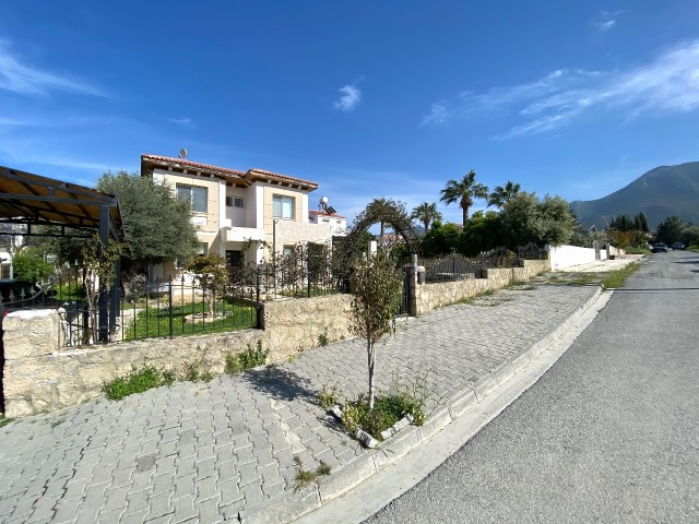 Villa For Sale in Doğanköy, Kyrenia