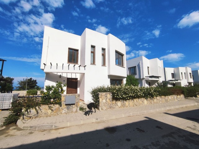 Girne Yeşiltepe | 3+1 Satılık Villa | Deniz Manzaralı