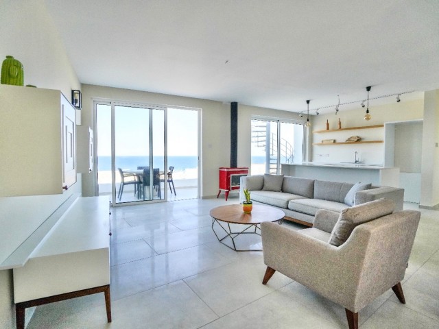  Kyrenia Bahceli |Uncut Sea View | 100mt Away From Sea |3 bedrooms Penthouse