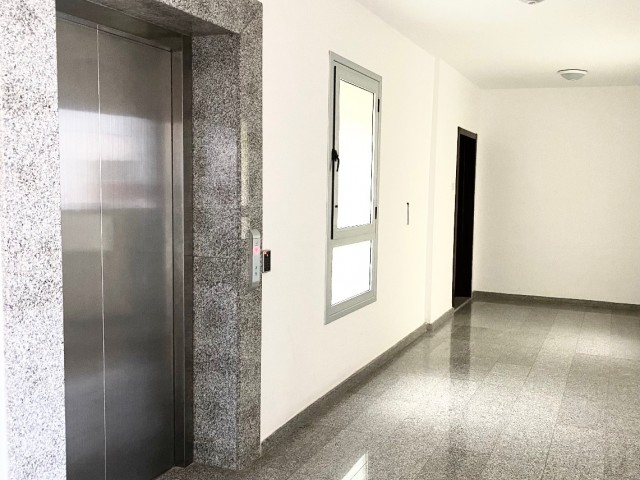 Girne Merkez | 107m2 Yaşam Alanı | 2+1| Ortak Havuz