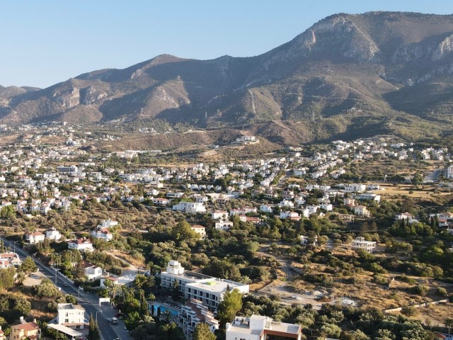 LÜKS VE KONFORUN KUSURSUZ DENGESİ |Girne’nin En Yenisi,En İyisi| Değerli Lokasyon  Bellapais Yolunda|Dubleks 3+1Daireler | Çatı Terasta Havuz ve Bahçe