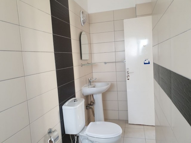 Kiralık 2+1 eşyalı daire DAU nun tam dibinde 10 aylık