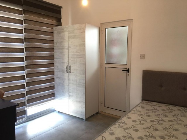 GAZİMAĞUSA MERKEZDE KİRALIK 2+1 DAİRE