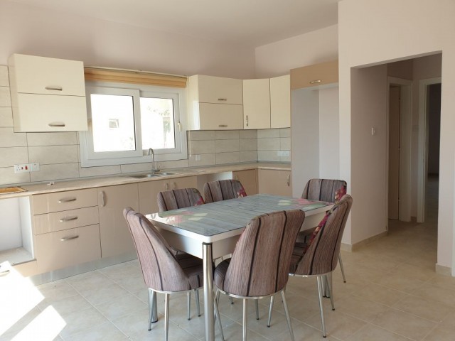 Satılık 3+1 villa Longbeachte