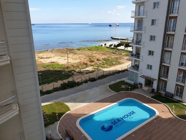 3+1 lux flat for rent in Seahouse Gulseren