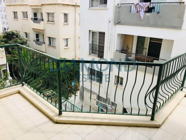 Gülseren, Mağusa'da Öğrenciye Kiralık 3+1 Eşyalı Daire