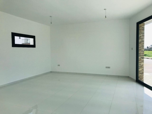 Shops for Rent in Yenibogazici ** 