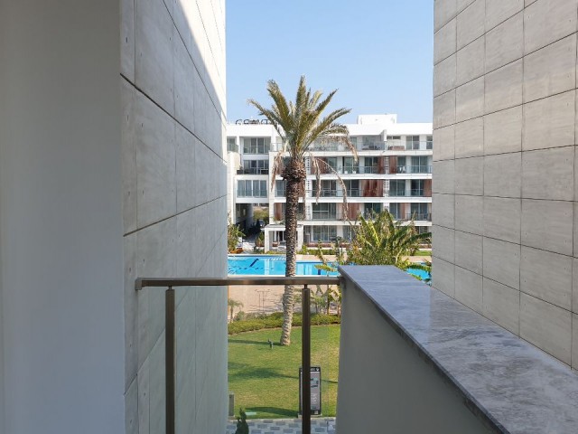 2+1 ,110 m² brand new flat for sale in Courtyard ** 