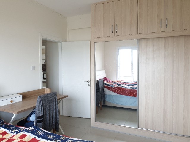 Zu verkaufen 2 + 1 Apartment mit Meerblick in Gülserende ** 