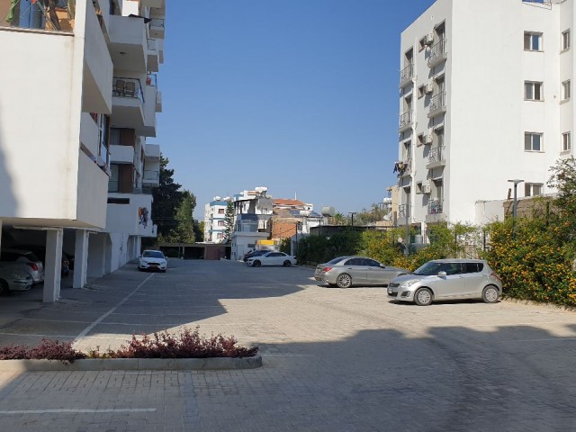 Satılık 2+1 ,90 m²  eşyalı lüks daire Uptwon parkta