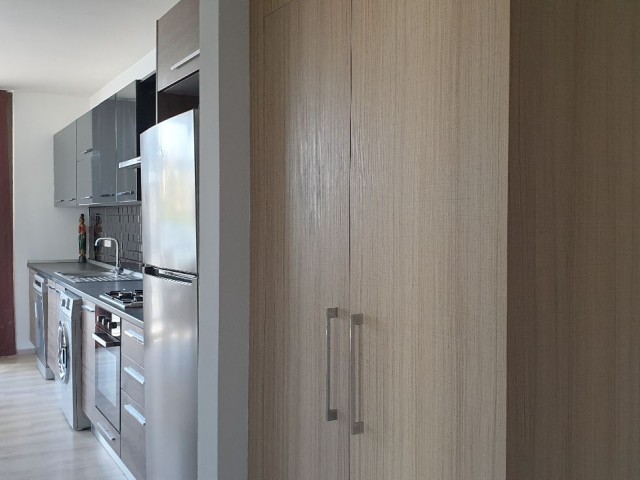 Satılık 2+1 ,90 m²  eşyalı lüks daire Uptwon parkta