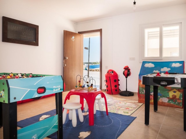 Studio apartment in Thalassa Beach resort 