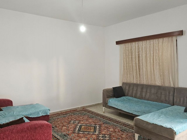 Kiralık 3+1 eşyalı daire Mağusa Gülserende