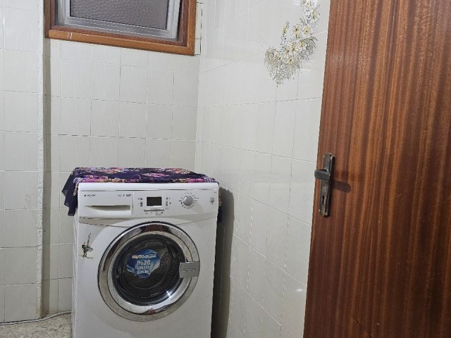 3+1 möblierte Wohnung zur Miete in Famagusta Gülserende