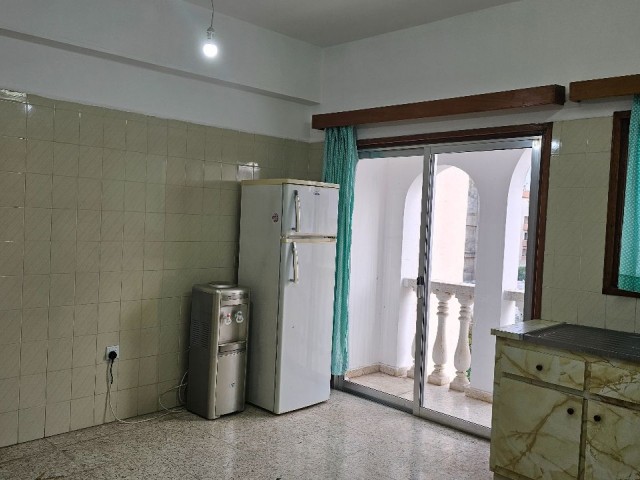 Kiralık 3+1 eşyalı daire Mağusa Gülserende