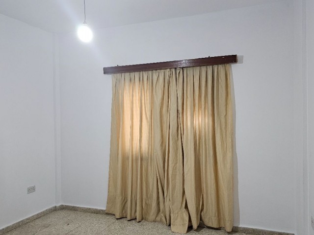 Kiralık 3+1 eşyalı daire Mağusa Gülserende