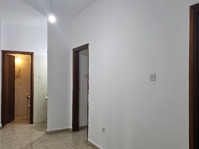 Kiralık 3+1 eşyalı daire Mağusa Gülserende