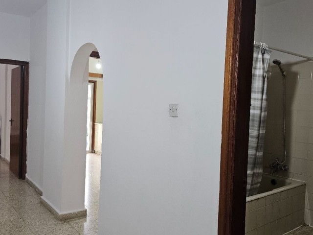 Kiralık 3+1 eşyalı daire Mağusa Gülserende