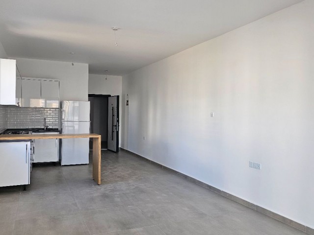 Studio flat for sale in Long Beach, within walking distance to the sea