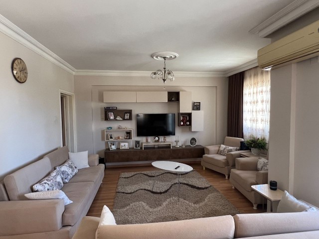 MAĞUSA ÇANAKKALE BÖLGESİNDE SATILIK 3+1 EŞYALI DAİRE