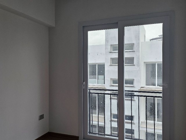 2+1 flat for sale in Longbeach, within walking distance to the sea