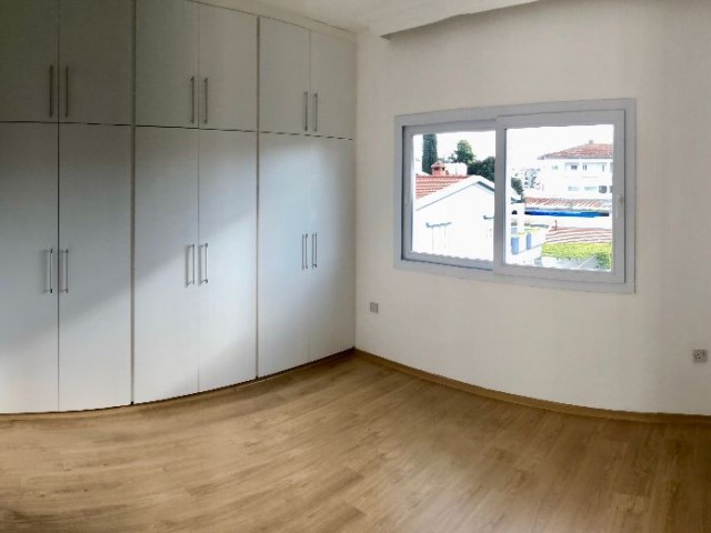 3+2, neu renovierte Wohnung in Nikosia KAYMAKLI ! ** 