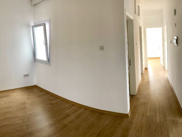 3+2, neu renovierte Wohnung in Nikosia KAYMAKLI ! ** 