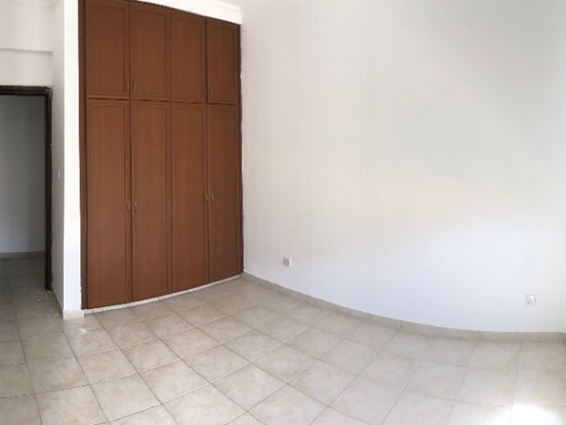 Flat To Rent in Küçük Kaymaklı, Nicosia