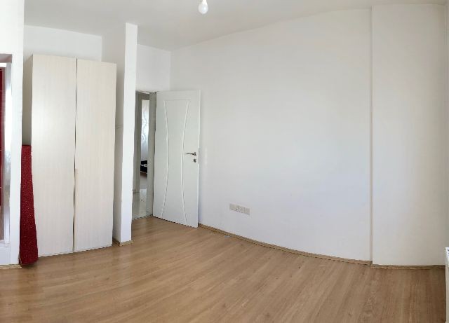 Geräumige, hochwertige 3+1 Wohnung in Nikosia ORTAKÖY ! ** 