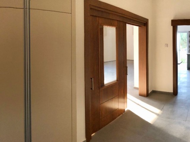 Flat To Rent in Köşklüçiftlik, Nicosia