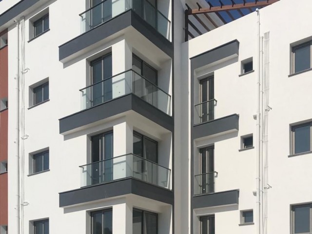 Ortaköy'de Dereboyu Manzaralı 2+1 (85m2+40m2) Penthouse