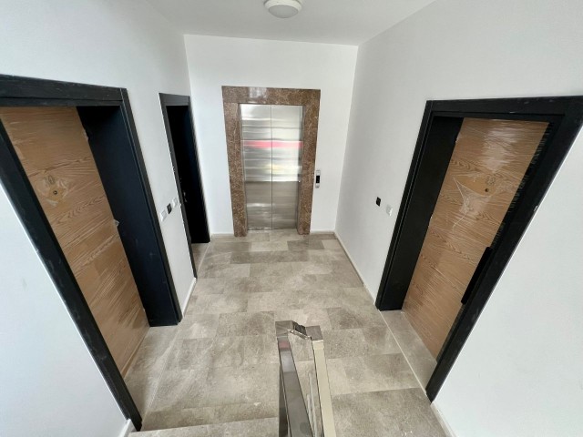 LEFKOŞA KUMSAL 'da 2+1 KALİTELİ, MODERN, FERAH 2+1 PENTHOUSE DAİRE !