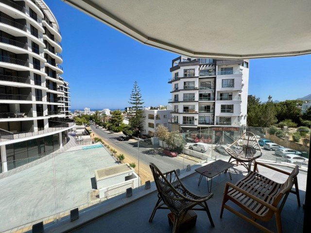 FULLY FURNISHED, LUXURIOUS 2+1 FLAT IN KYRENIA !