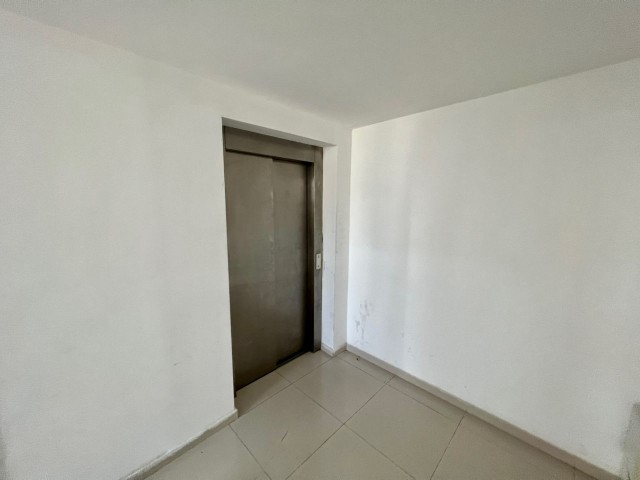 2 + 1 Wohnung zum Verkauf in Nikosia Dereboyu FUL Möbliert! ** 