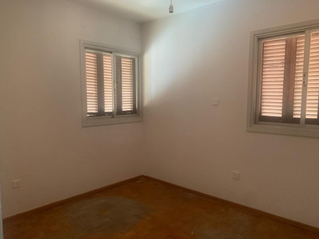 Spacious 3+2 Flat for Sale on Dereboyu Avenue